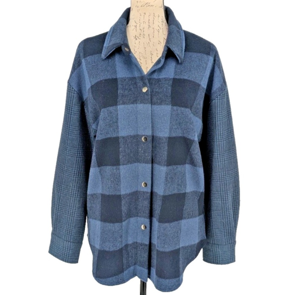 STEVE MADDEN Womens Jacket Schacket MEDIUM Blue Check/Plaid Very Nice
